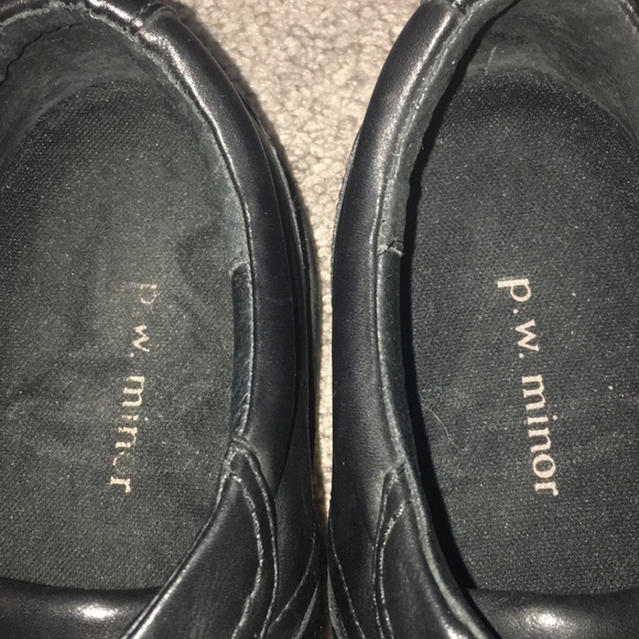 P W Minor Black Leather Womens Erog-Flex Shoes - Picture 3 of 7